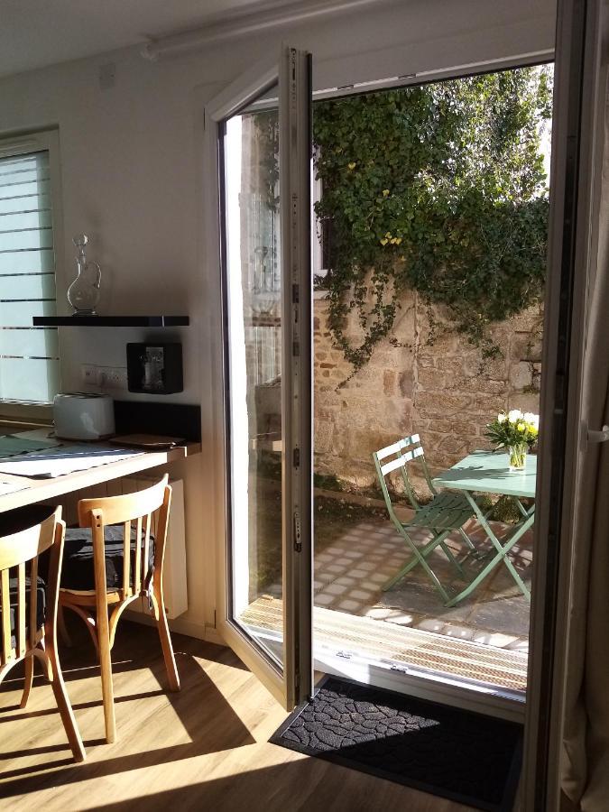 Le Duclos, Appartement Rez-De-Jardin Dinan Centre Exterior photo